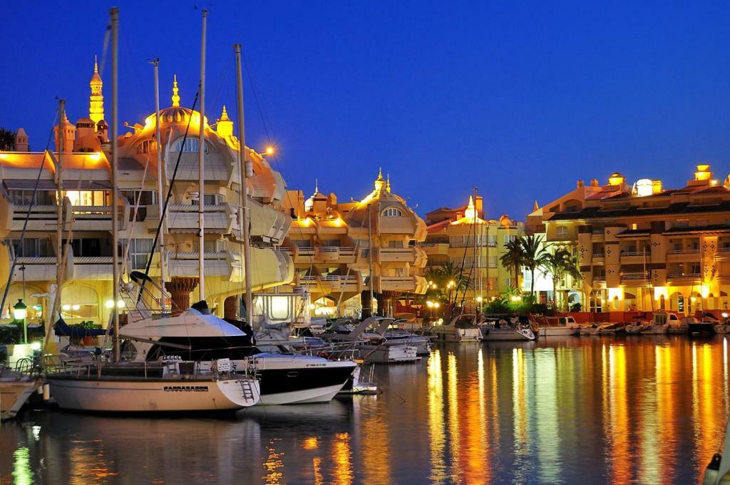 Benalmadena Costa Sol Holiday Rentals Bagian luar foto
